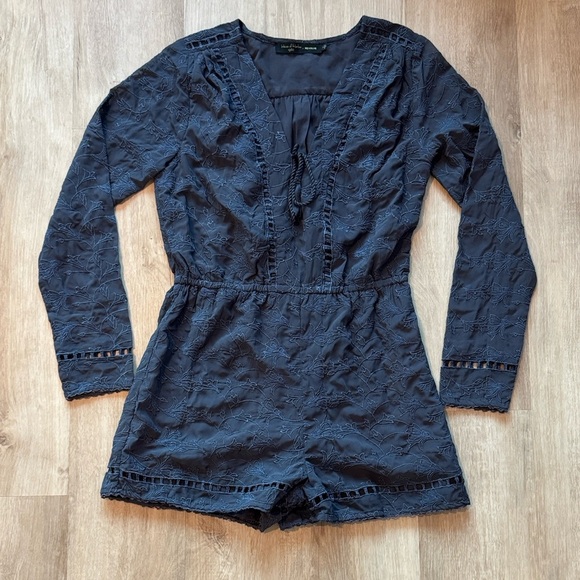 House Of Harlow x Revolve Lace Long Sleeve Romper sz M - Picture 2 of 10